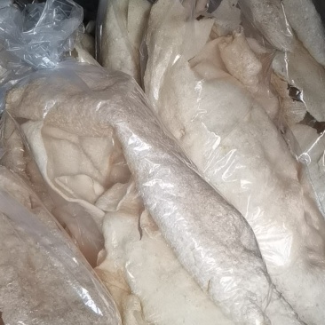 干猪皮，油炸猪皮，蹄筋，批发零售