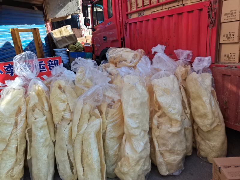 干猪皮，油炸猪皮，蹄筋，批发零售