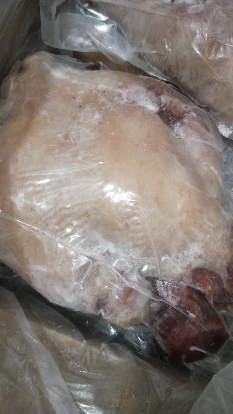 真空包装牛头肉，熟制牛头肉使用方便，价格优惠