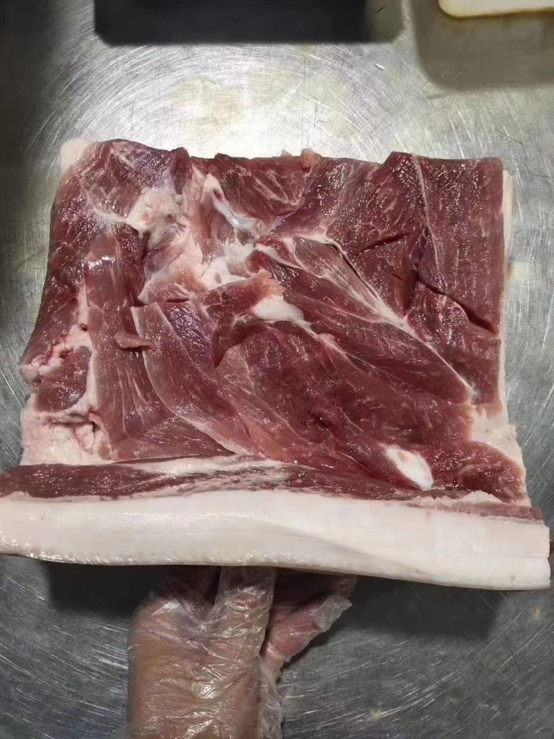 【高质量】后上五花肉，一箱两片装手续齐全欢迎咨询