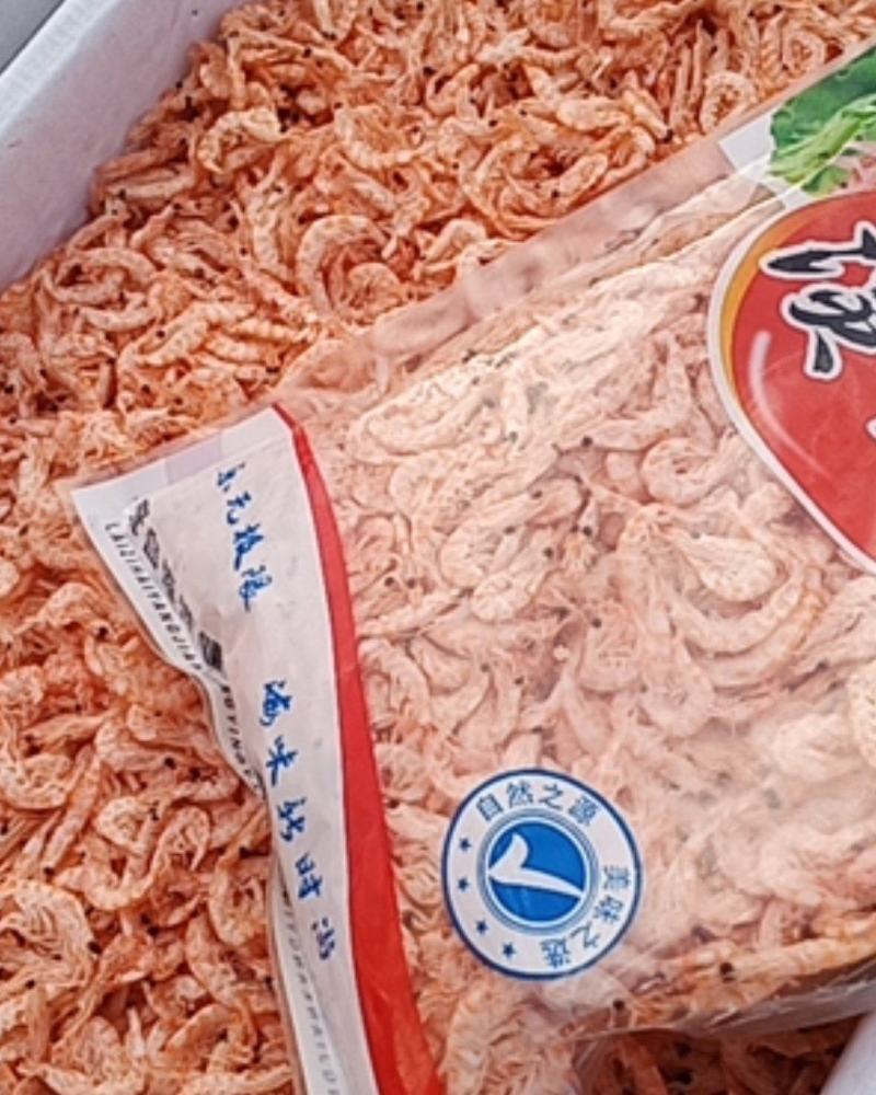 红虾新鲜美味保正质量价格稳定走货快，产品适应冷藏。