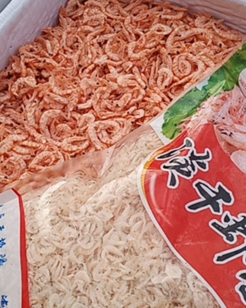 红虾新鲜美味保正质量价格稳定走货快，产品适应冷藏。
