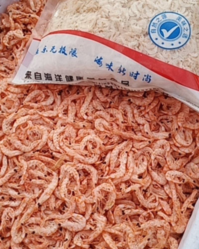 红虾新鲜美味保正质量价格稳定走货快，产品适应冷藏。