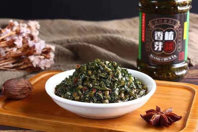 碧羽香菇酱，荣获晋陕豫金三角曲沃食品加工类银奖