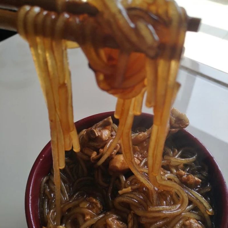 正宗农家纯红薯粉条口感Q弹低价批发，只做口碑