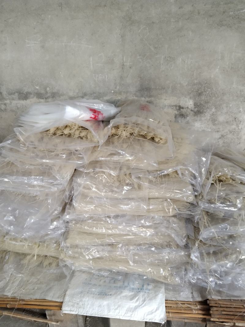 自产自销纯红薯粉条，卢龙山地腾飞白薯淀粉制作