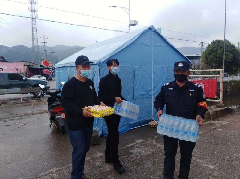 秀丰农用地膜，销售各种规格：白膜、打孔膜、红膜、黑膜……