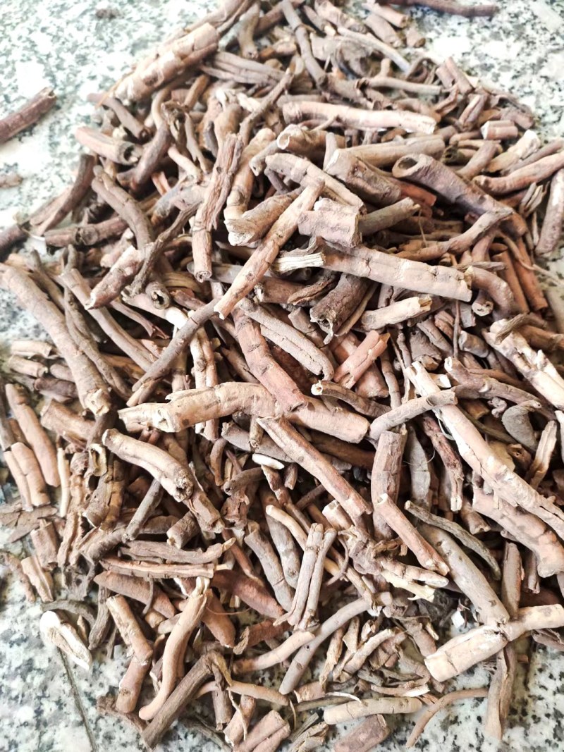 陕西产，牡丹皮个子，粉丹，黑丹