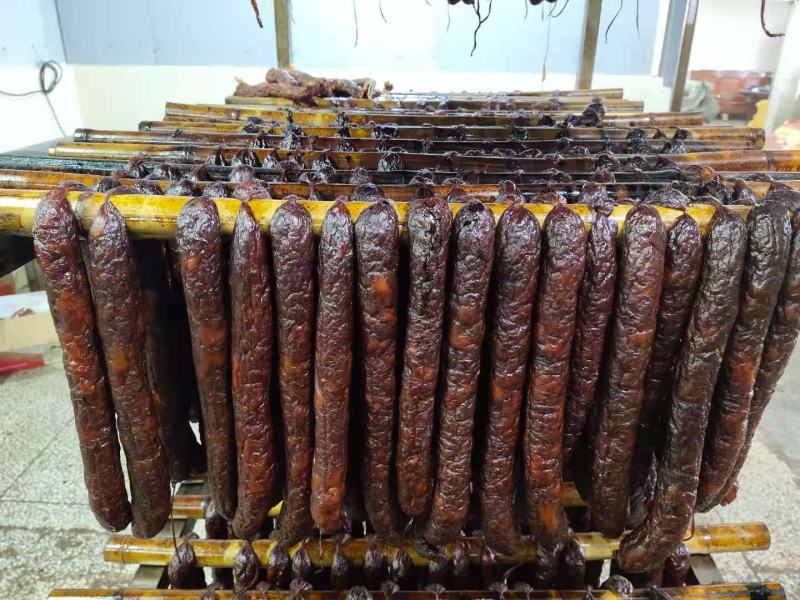 纯肉腊肠，传统手工川味麻辣肠，五香肠，风干肠