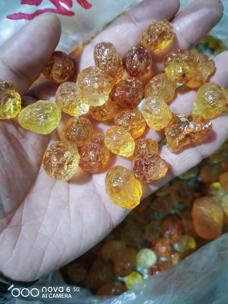 桃胶/原产地人工精修剪大中小无杂质颗粒桃胶