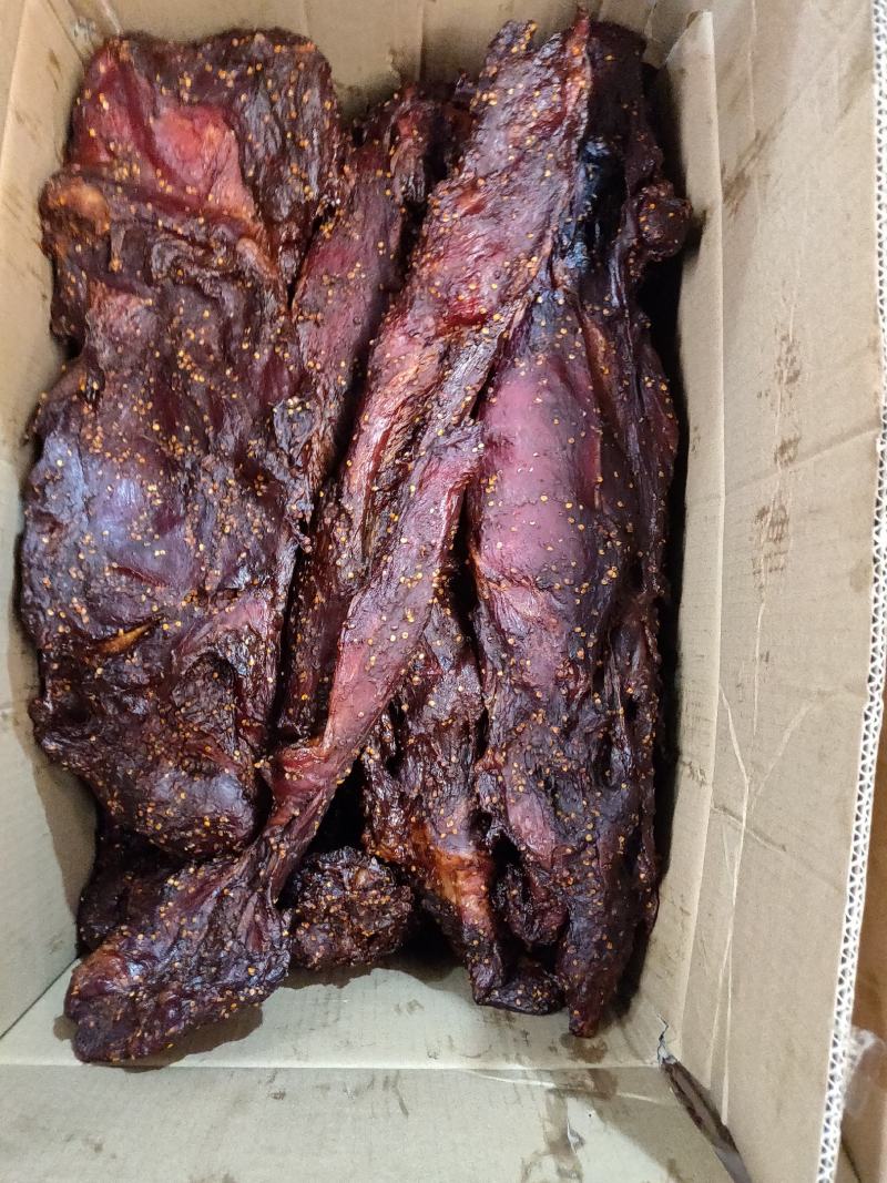 赶集地摊展销大块肉酱香牛肉五香麻辣酱肉腊肉