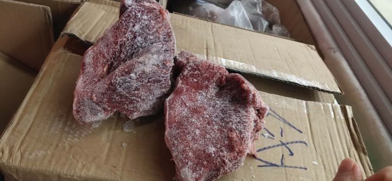 卤猪条形肉，八层熟，没打粉，没注水，猪肉做的牛肉味道