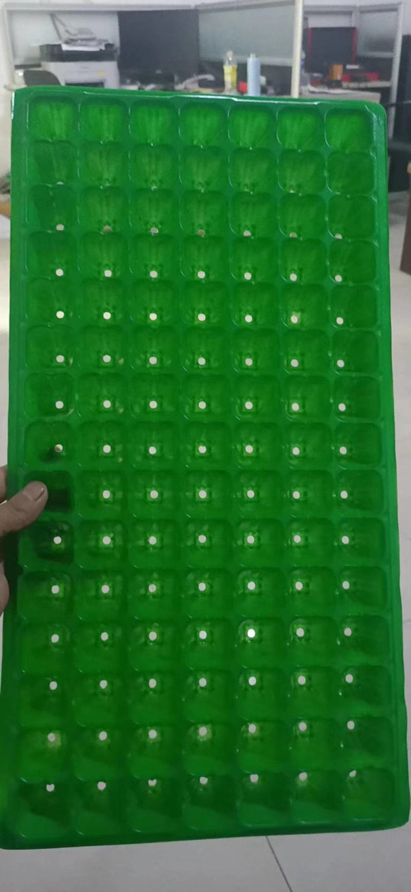 【推荐】育苗盘，穴盘200穴育苗盘育苗穴盘厂家直销欢迎下单