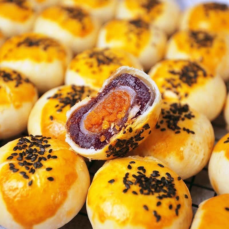 【日期新鲜】蛋黄酥雪媚娘点心饼干甜品网红零食糕点点心早餐