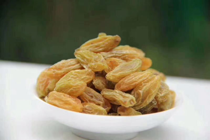 新疆哈密王葡萄干无核黄黄玫瑰香甜软糯