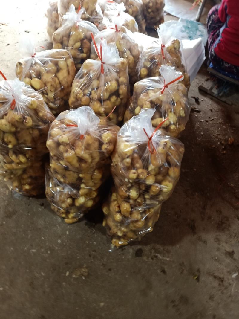 青州生姜。老黄姜，水洗大姜。电商平台。量大从优。欢迎电联