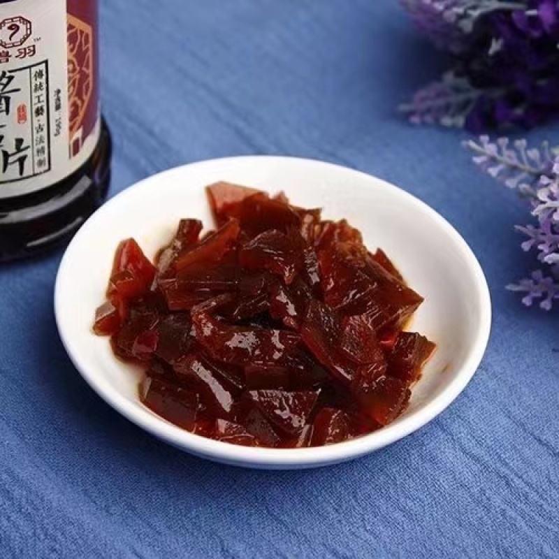 碧羽香菇酱，荣获晋陕豫金三角曲沃食品加工类银奖