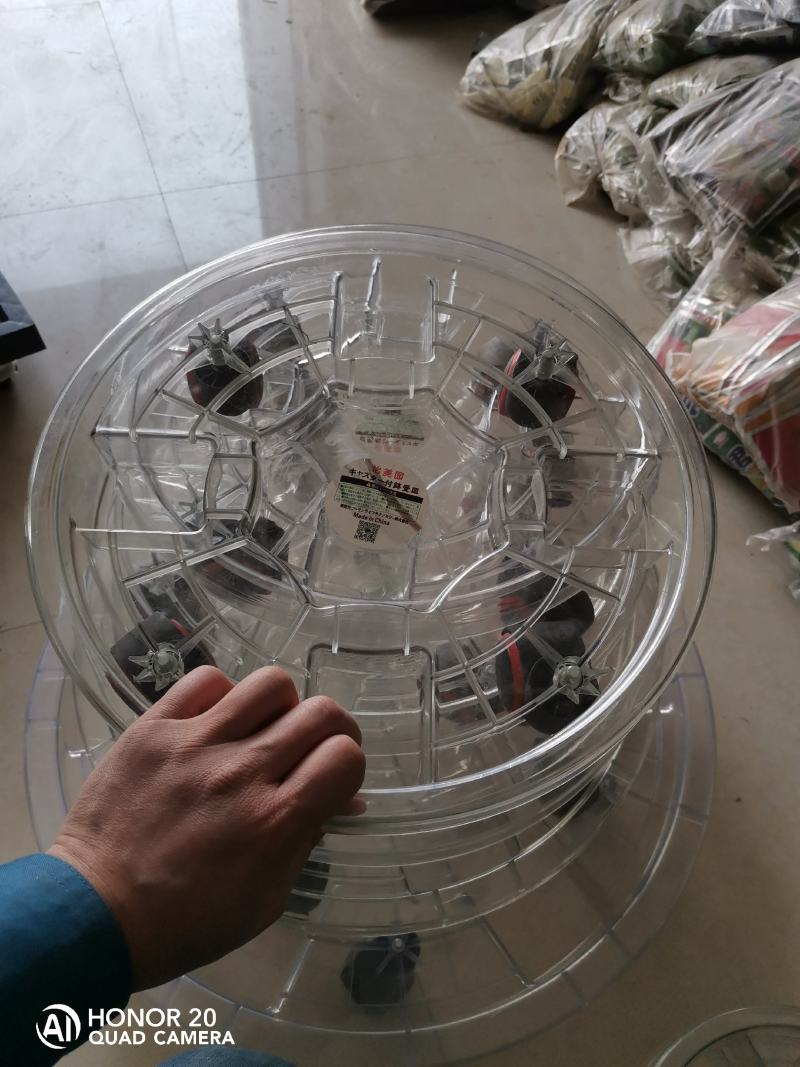 万向轮拖盘透明钢化轮拖称重能力强抗老化不易损坏