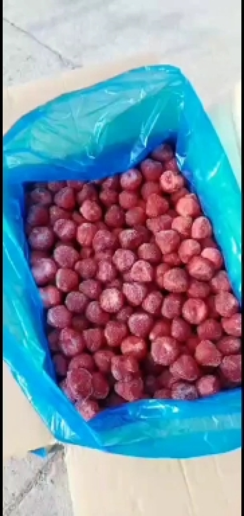 冷库桃瓣，草莓出库，产地货源充足都是批发价