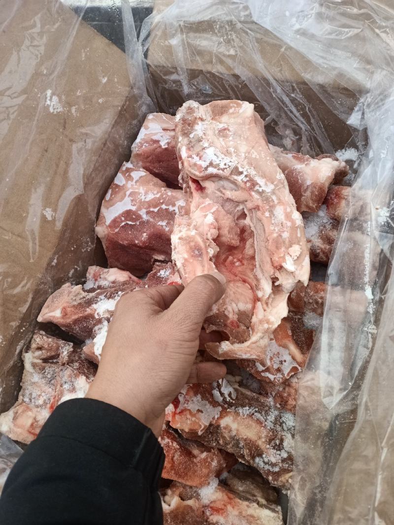 多肉大尾叉骨，现货质量好，百分之五十肉，可以切排骨粒，