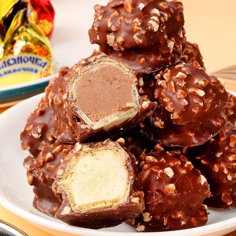 俄罗斯进口斯拉夫奶罐糖榛仁夹心牛奶巧克力喜糖果网红零食品