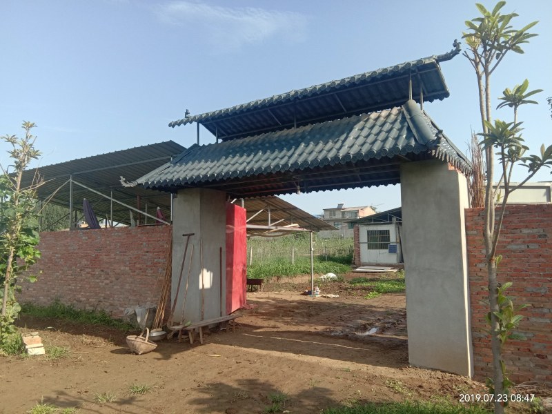 鄠邑区待开发地段苗木基地处理，交通便利，水电路房子设备全