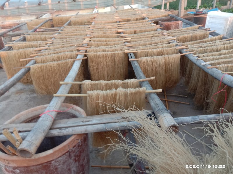 纯红薯粉条无沙尘无任何添加
