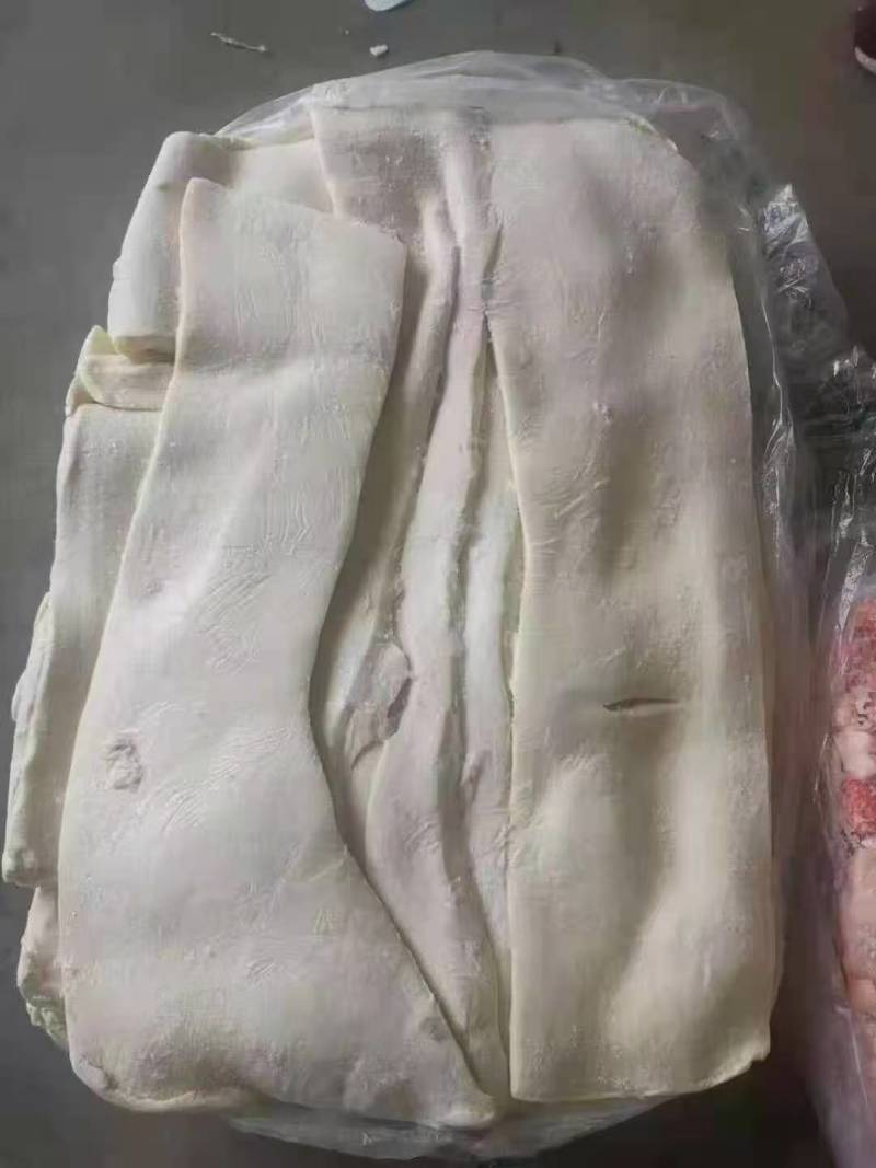 【二级猪皮】，质优价廉，货源充足，手续齐全