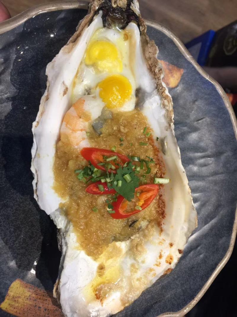 龙蚝蚝王贝龙蚝特大蚝，单只8两到3斤