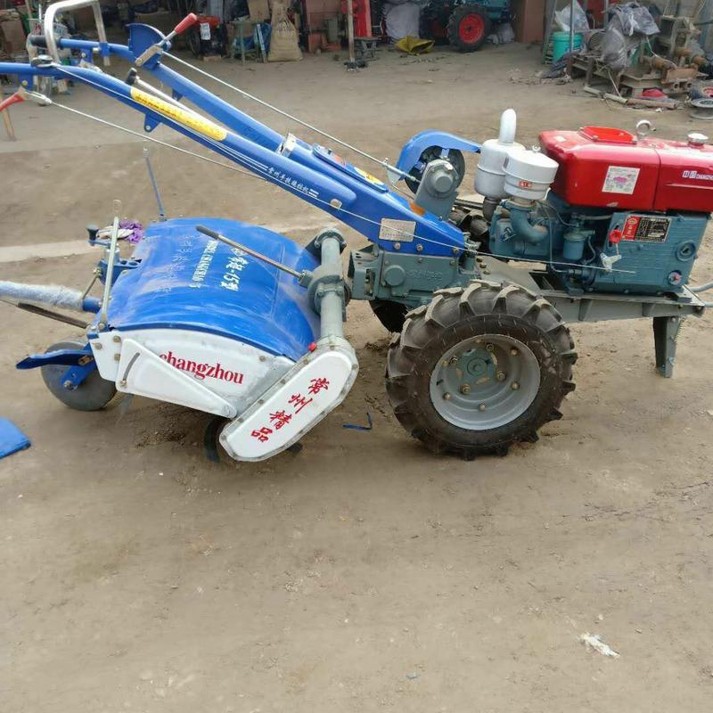 农用多功能轮式拖拉机，方便灵活手扶拖拉机