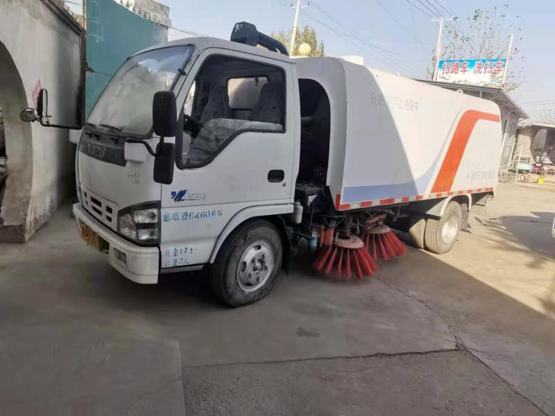 低价转让道路洗扫车特种车