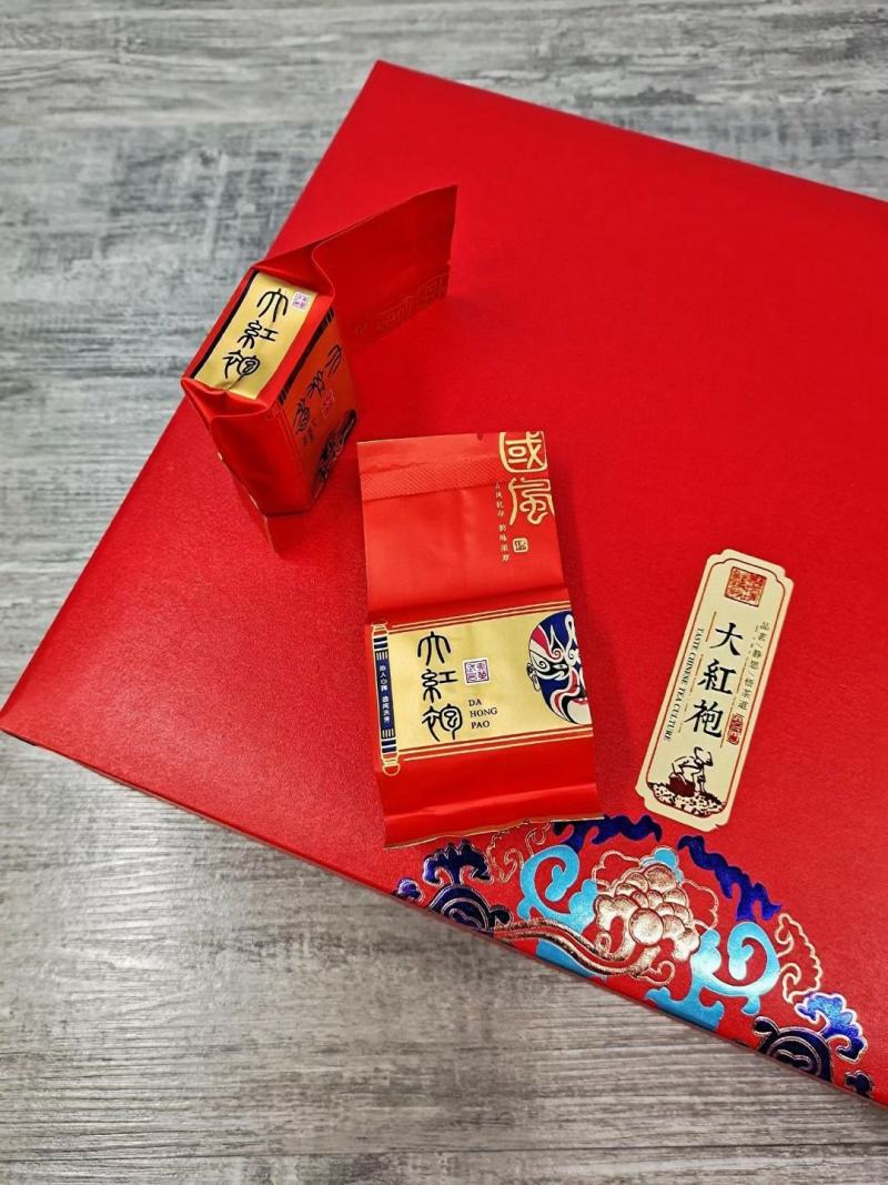 礼盒装大红袍，送礼专用【500克】随心送，好喝实惠