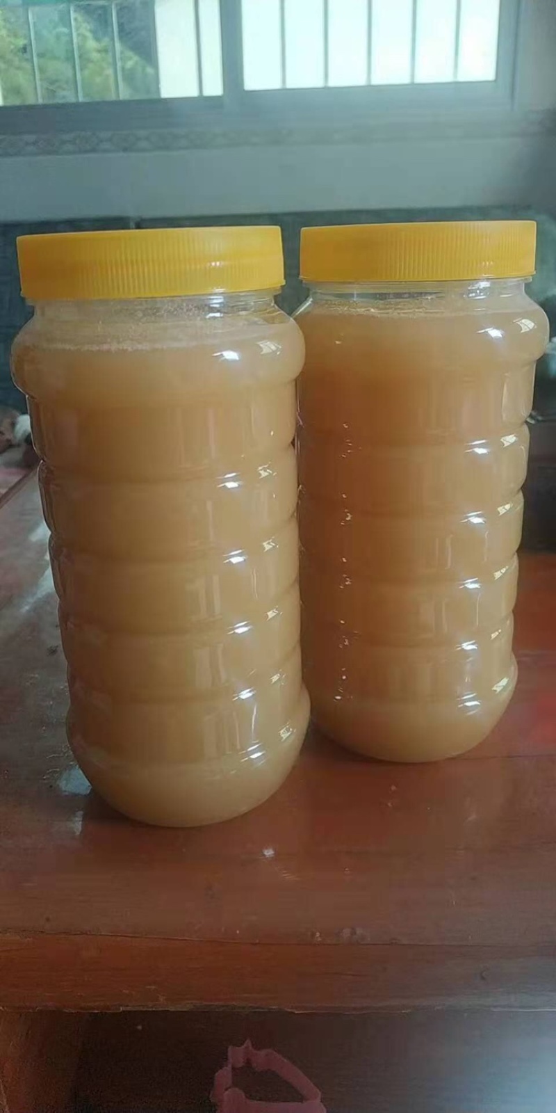 鸭脚木花蜜农家正宗土蜂蜜无添加冬蜜量大从优