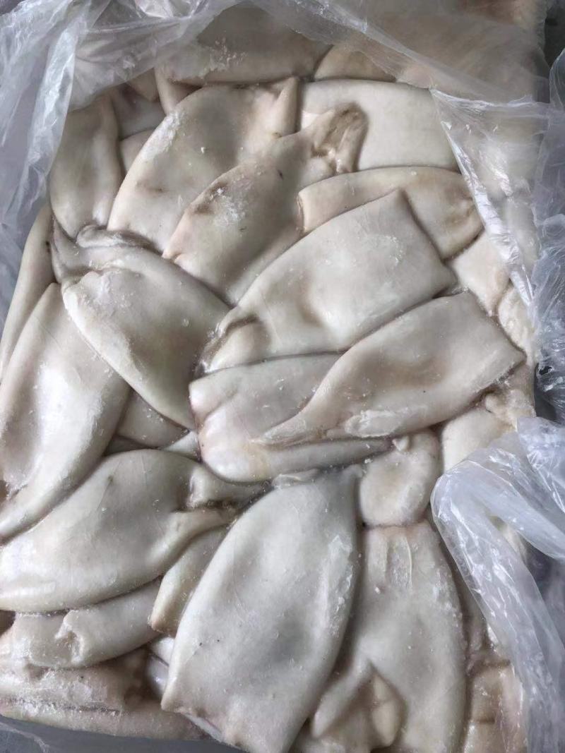 秘鲁鱿鱼去皮胴体，10公斤一件，鲜度好，编织袋，纸箱包装
