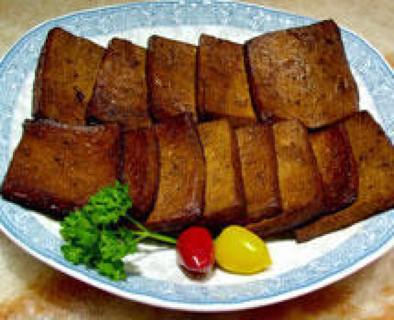 贵州务川仡佬族特色大骨汤豆腐干
