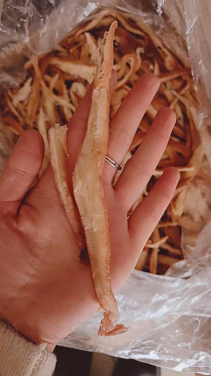鱿鱼丝，鱿鱼条，鱿鱼片，烤鱼片！常年供货，原味即食的，