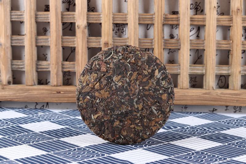 福鼎白茶老白茶2018年贡眉饼陈茶白茶饼