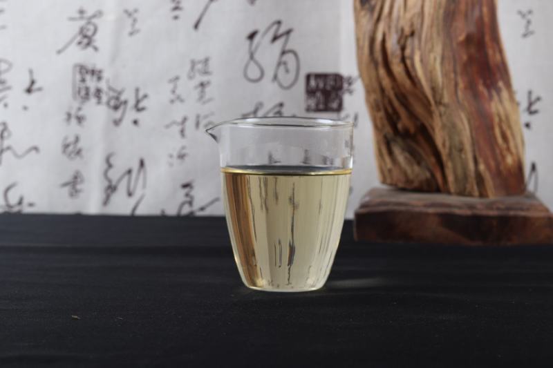 福鼎白茶老白茶2017年二级白牡丹饼