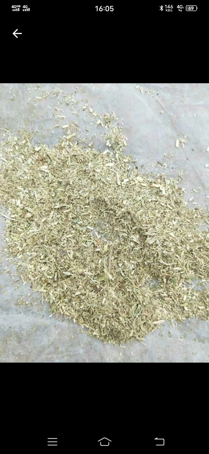 麦秸草，小麦秸秆，牛草全部二次柔丝除尘压块加工