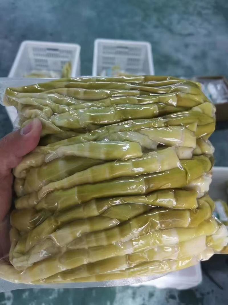 泸溪野山笋，大山里野味，肉厚鲜嫩，清脆爽口，