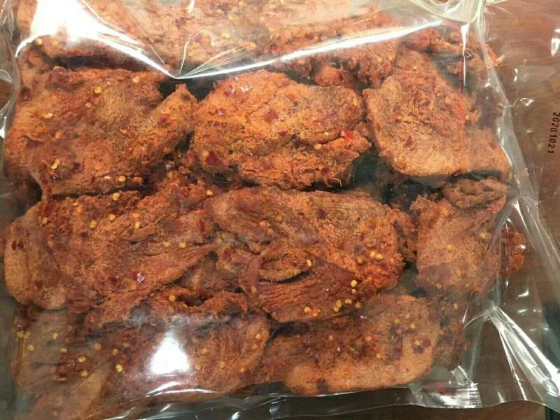 手撕风干牛肉展销会旅游景点热卖手撕鸭肉零食小吃一件代发