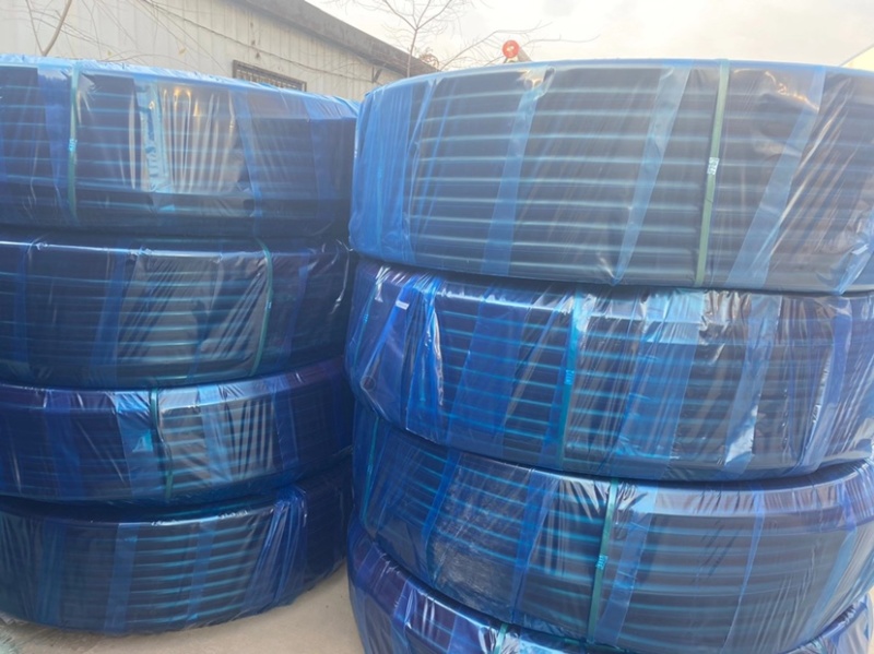 滴灌管pe管水管滴灌带吊挂管