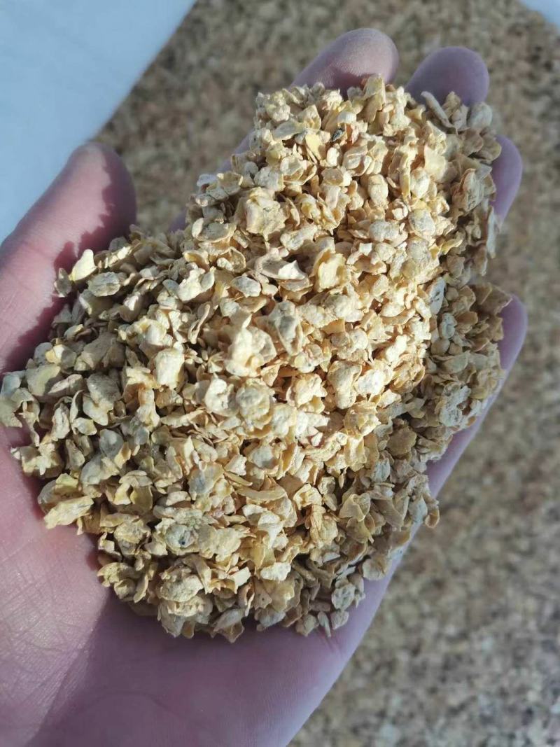 豆粕小料质量保证代替部分豆粕本公司常年出售