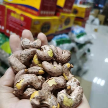 碳烤特级大腰果，特产全国包邮，可一件代发