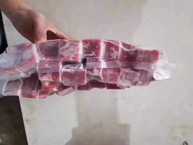 高品质牛肉粒。厂家直销口感好不散不碎量大从优