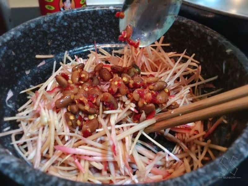 云南特产香料草果芽不一样的口感