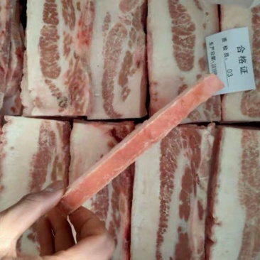新鲜冷冻猪合成肉块扣肉大肉块带皮槽头肉块肉面整箱