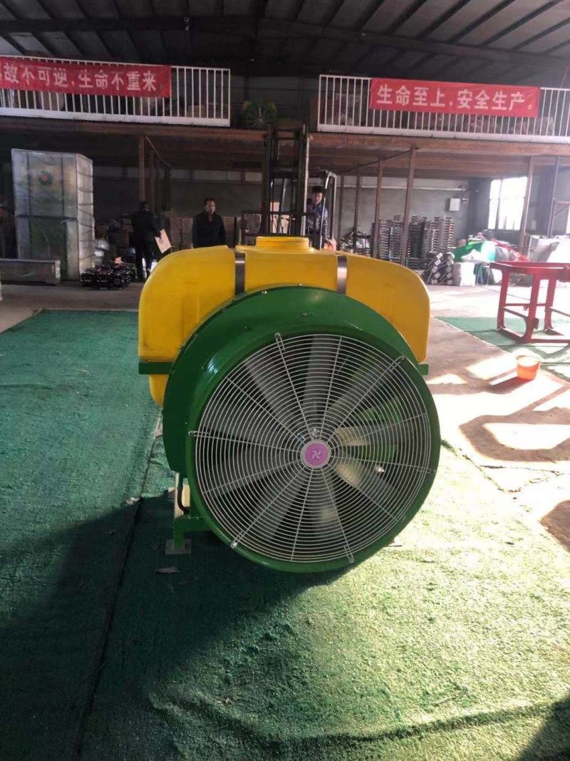 果树打药机苹果树桃树葡萄弥雾机喷幅面积均匀速度快