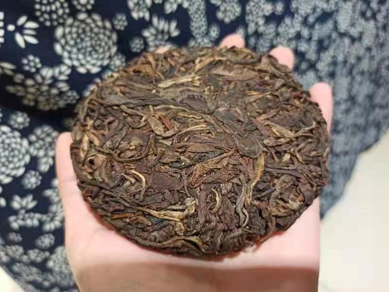 2016年懂过古树生茶100g(代客出库存120一饼)