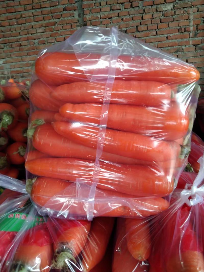 胡萝卜，条形好，基地直供，代销全国，价格优惠，